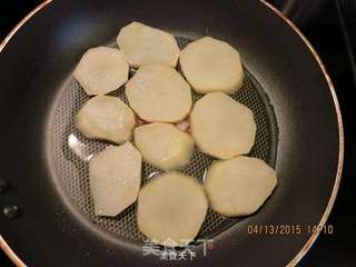 香煎土豆片的做法步骤:3