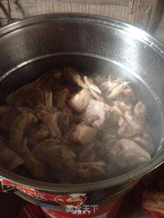 雷笋香菇炖鸭的做法步骤:8