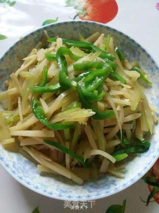 麻椒西芹土豆丝的做法步骤:6