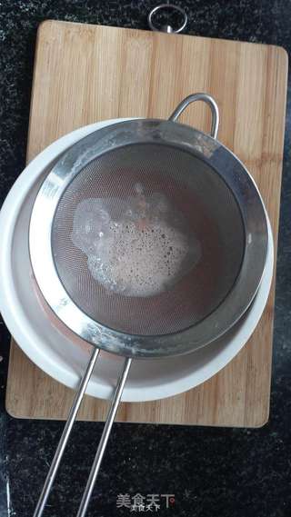 草莓慕斯蛋糕的做法步骤:6