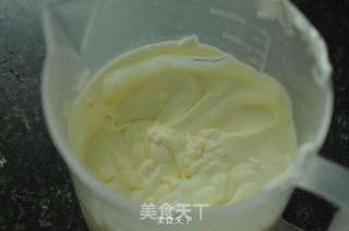 草莓慕斯蛋糕的做法步骤:8