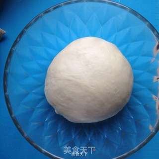 椰蓉炼乳面包--口感极好 #皮黑森林#的做法步骤:5