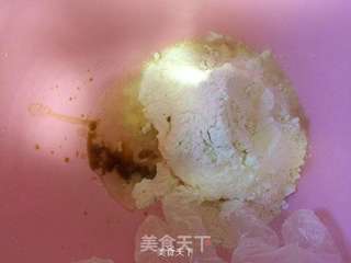哆啦A梦饼干的做法步骤:2