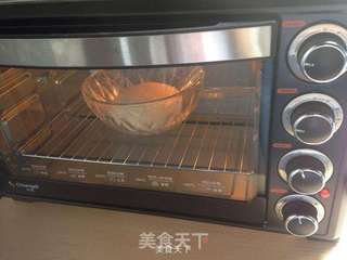 椰蓉炼乳面包--口感极好 #皮黑森林#的做法步骤:6
