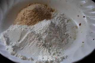 超级麦辣双层鸡腿汉堡的做法步骤:3
