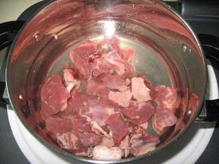 咖哩牛肉土豆饭的做法步骤:2