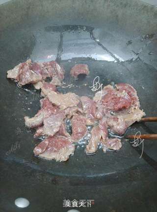 苦瓜炒牛肉的做法步骤:7