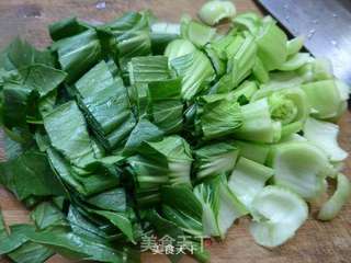 火腿肠青菜炒年糕的做法步骤:3