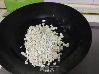 炸春卷的做法步骤：6