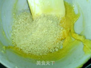 香蕉太妃糖甜甜圈的做法步骤:8