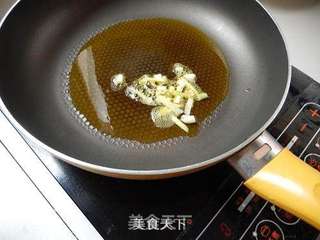 番茄炒蛋的做法步骤:4