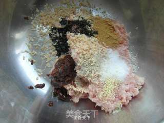 猪肉蒜薹馅饼的做法步骤:3
