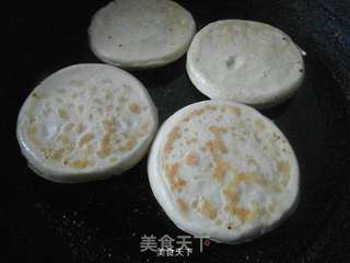 猪肉蒜薹馅饼的做法步骤:13