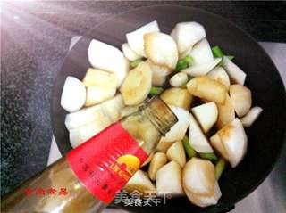 肉丸烧萝卜的做法步骤:7