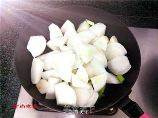 肉丸烧萝卜的做法步骤:5
