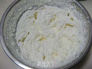 抹茶奶油草莓夹心蛋糕卷的做法步骤:16