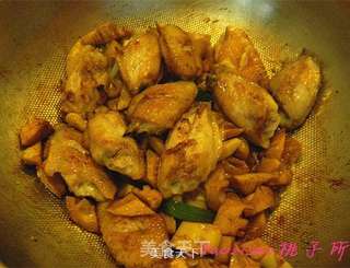 油焖春笋鸡翅的做法步骤:8