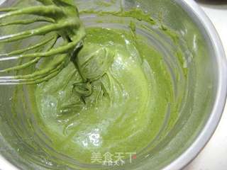 抹茶奶油草莓夹心蛋糕卷的做法步骤:5