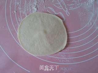 萌萌哒~~熊猫豆沙包的做法步骤:10