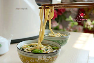 菠菜热汤面的做法步骤:12