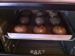 黑芝麻早餐包的做法步骤:10
