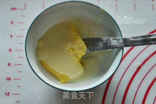 风靡网络的日式炼乳吐司的做法步骤:5