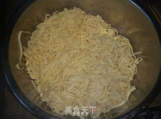 葱油豆腐皮的做法步骤：4
