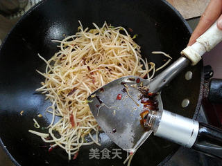 醋溜银丝的做法步骤:7
