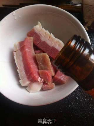 豆瓣咸肉饭的做法步骤:2