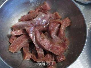 菲力牛排炒荷兰豆的做法步骤:4