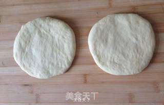 向日葵豆沙面包的做法步骤:6