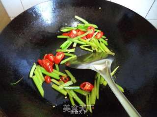 糖醋辣排骨的做法步骤:5