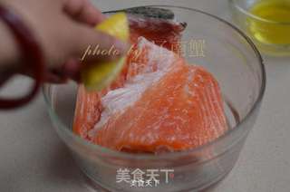 黑椒鱼骨薯泥的做法步骤:2