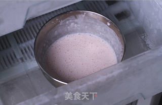 冰雪女王—— 我的草莓冰淇淋的做法步骤:4