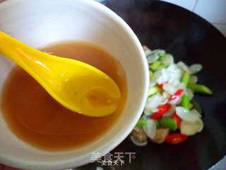 芦笋百合鸡丁的做法步骤:7
