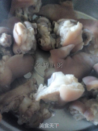红烧猪蹄的做法步骤:3