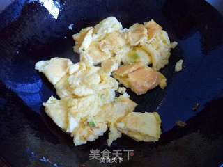 西红柿炒鸡蛋的做法步骤:7