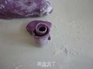 紫薯玫瑰花的做法步骤:7