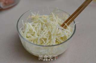 三文鱼薯饼的做法步骤:3