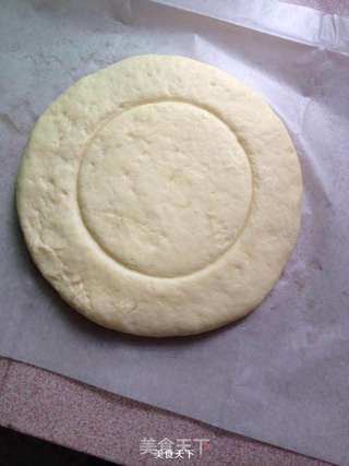 豆沙花样面包的做法步骤:8