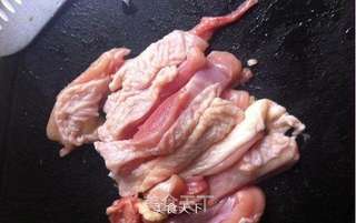 香菇滑鸡煲仔饭的做法步骤：2