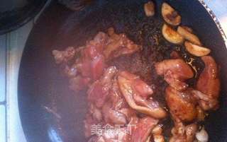 香菇滑鸡煲仔饭的做法步骤：7
