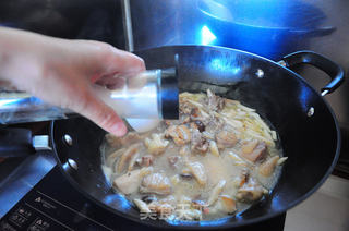 美味松茸柴鸡汤的做法步骤:16