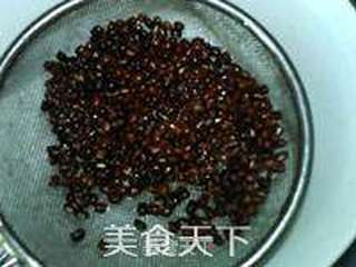 红豆薏米莲子粥的做法步骤:3