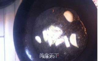 香菇滑鸡煲仔饭的做法步骤:6