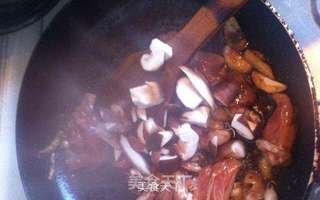 香菇滑鸡煲仔饭的做法步骤:8