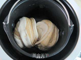 美味花生酱大花卷的做法步骤:11