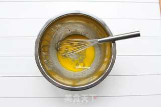 酒酿戚风蛋糕的做法步骤:2