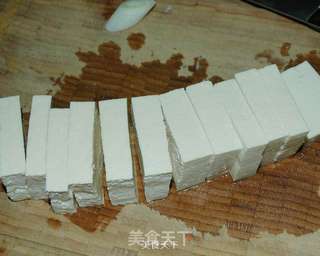 香菇烧豆腐的做法步骤:2
