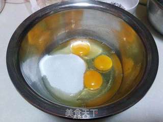 无油版蔓越莓海绵蛋糕的做法步骤:4